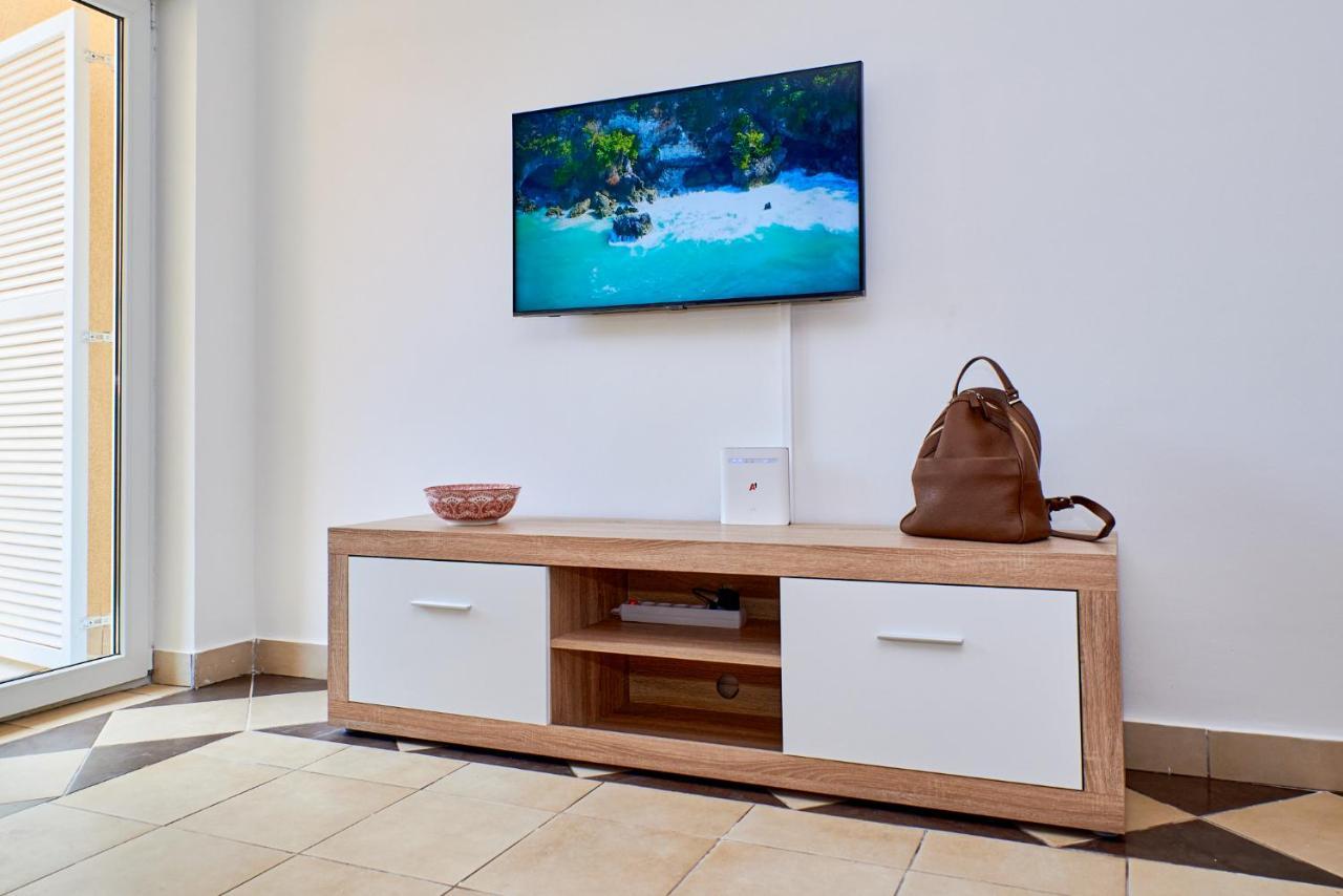 Cittanova Boutique Apartment Con Piscina Novigrad Istria エクステリア 写真