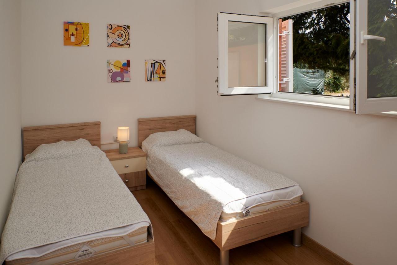 Cittanova Boutique Apartment Con Piscina Novigrad Istria エクステリア 写真