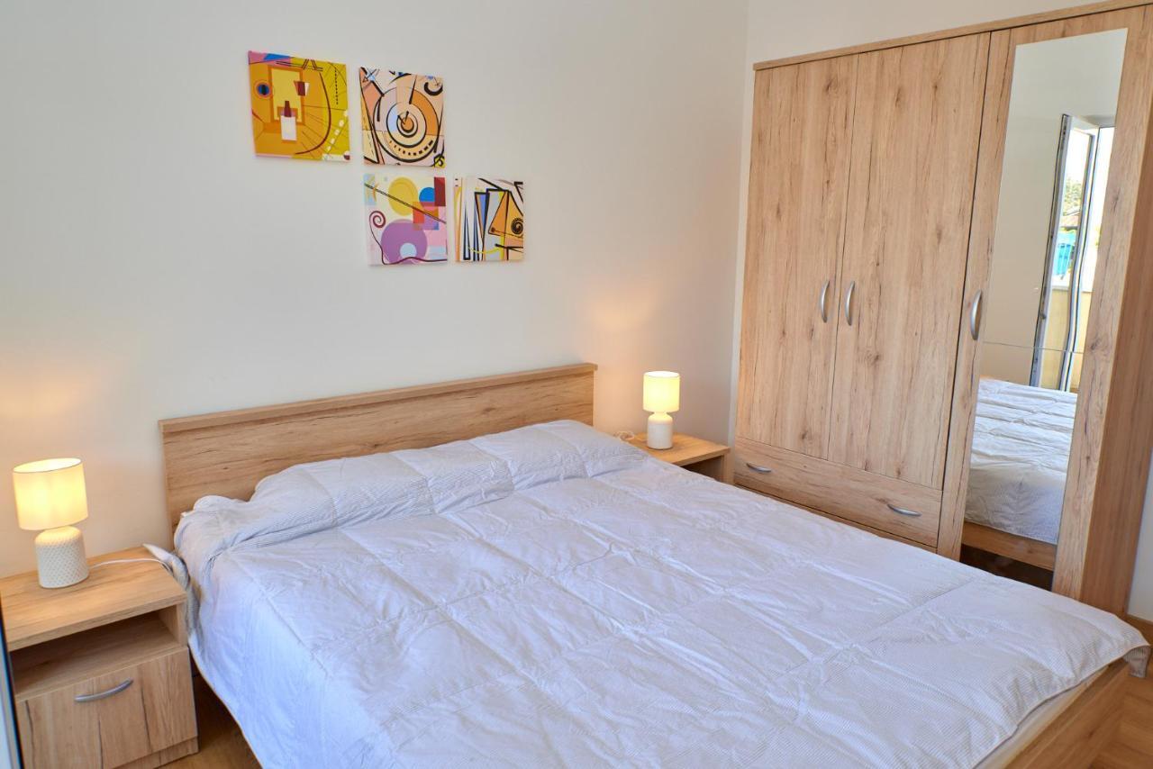 Cittanova Boutique Apartment Con Piscina Novigrad Istria エクステリア 写真