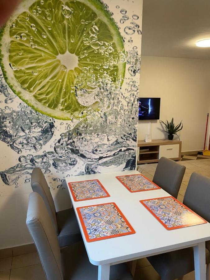 Cittanova Boutique Apartment Con Piscina Novigrad Istria エクステリア 写真